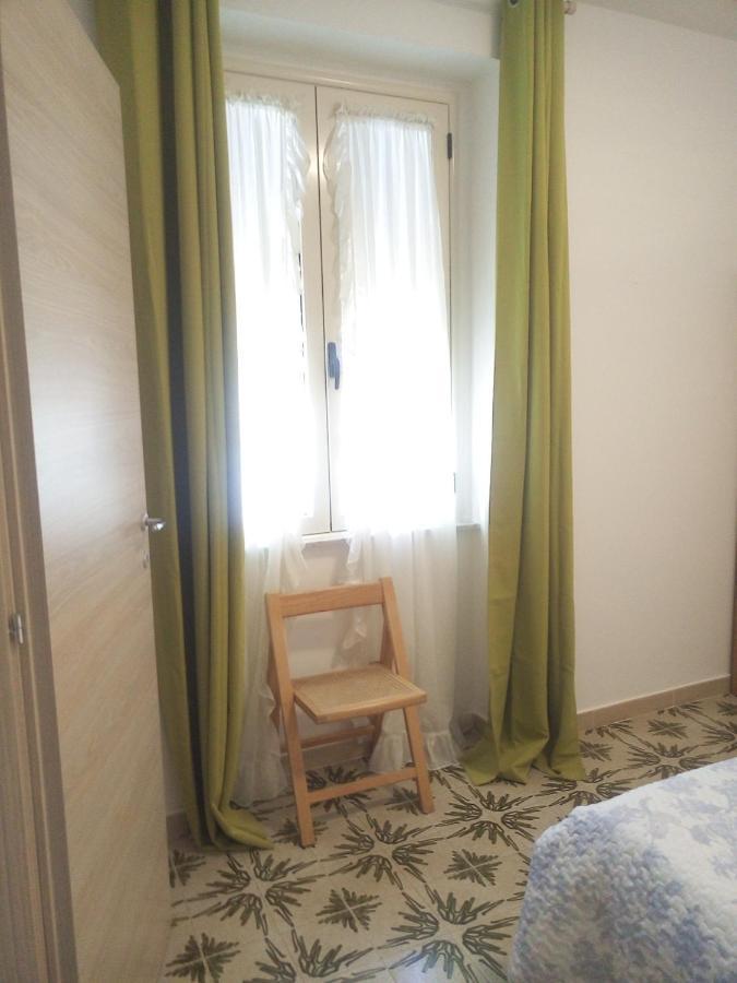I Tre Scalini Bed & Breakfast Stintino Ngoại thất bức ảnh