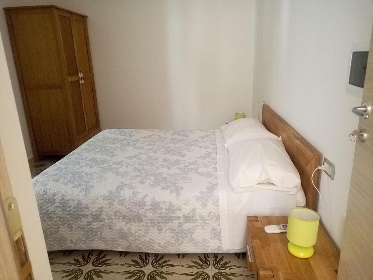 I Tre Scalini Bed & Breakfast Stintino Ngoại thất bức ảnh