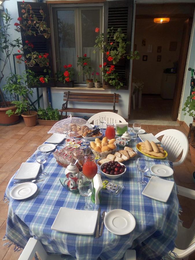 I Tre Scalini Bed & Breakfast Stintino Ngoại thất bức ảnh
